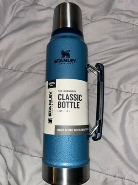 Stanley Classic Bottle - Teal Blue with Silver Accents